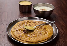 बच्चों के लिए घी: पोषक तत्वों से भरपूर या अच्छी सेहत का दुश्मन?