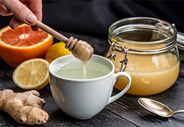 இருமல், சளியால் அவதிப்படுகிறீர்களா? நீங்கள் தவிர்க்க வேண்டிய சில உணவுகள் இங்கே