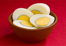 ডিম: সস্তা সুপারফুড যা আপনার এড়িয়ে যাওয়া উচিত নয়