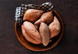 নম্র মিষ্টি আলুর - উপকারিতা এবং পুষ্টি