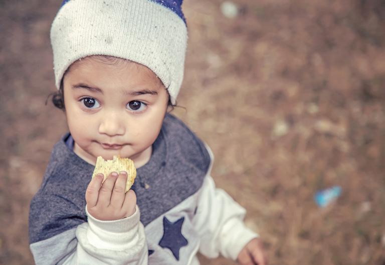 A short guide to introducing finger foods to your baby